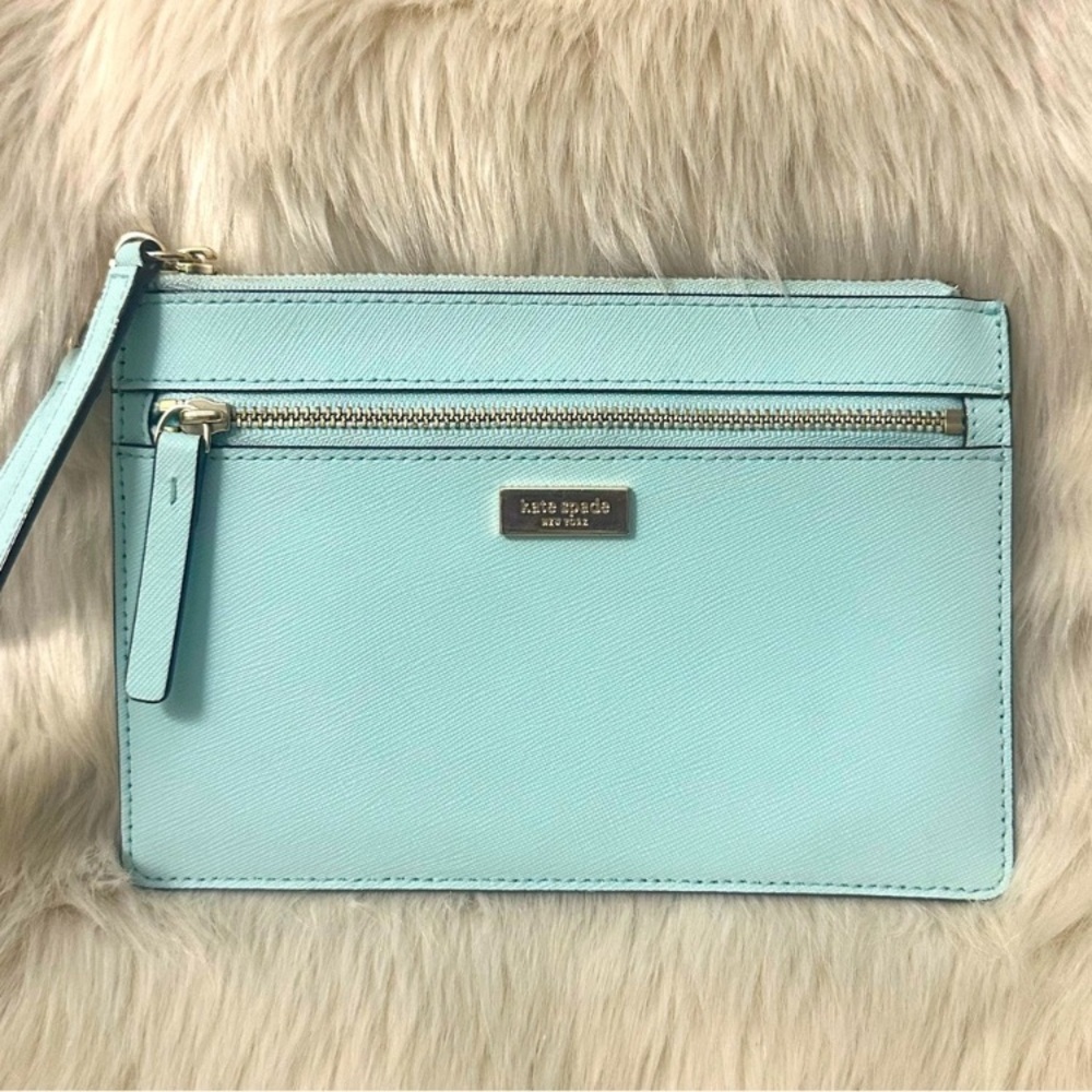 EUC Kate Spade Large Graceblue Saffiano Leather Wristlet